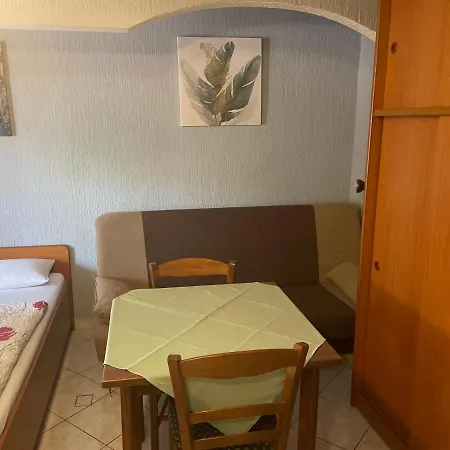 Nina Apartman