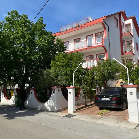 Apartman Nina *