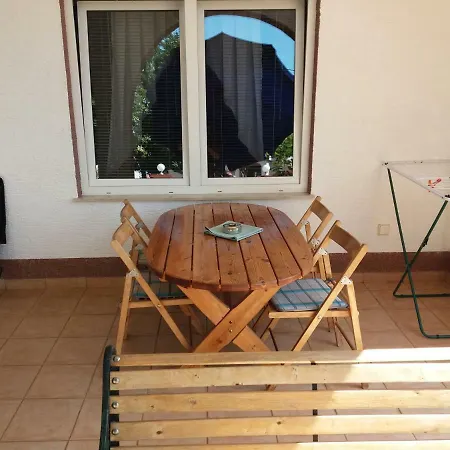 Nina Apartman