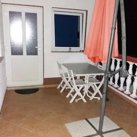 Nina Apartman