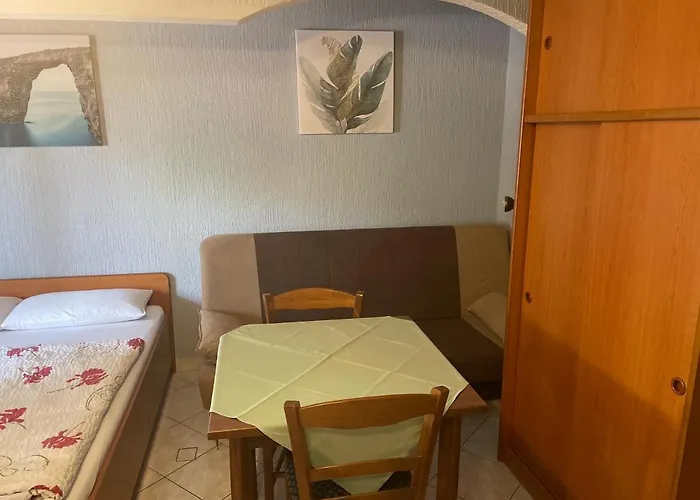Nina Apartmán