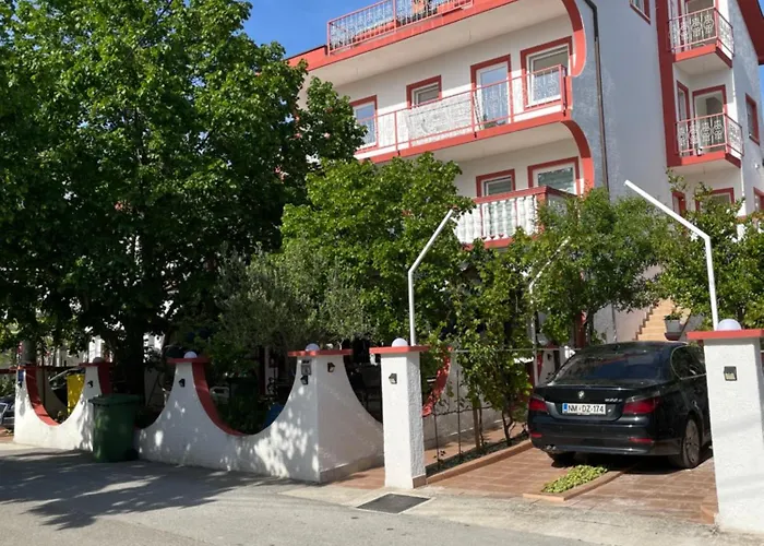 Nina Цриквеница